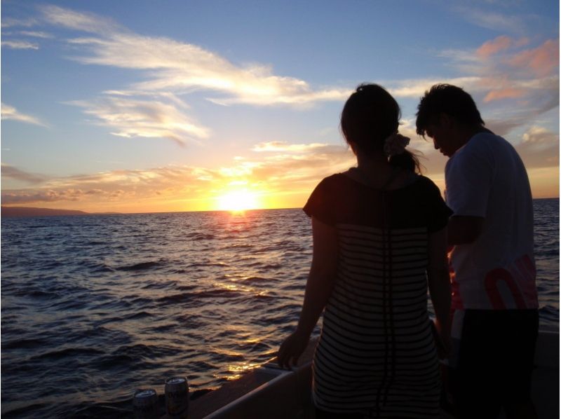【沖縄・石垣島】美しい海に沈む夕日を眺める☆サンセットクルーズの紹介画像