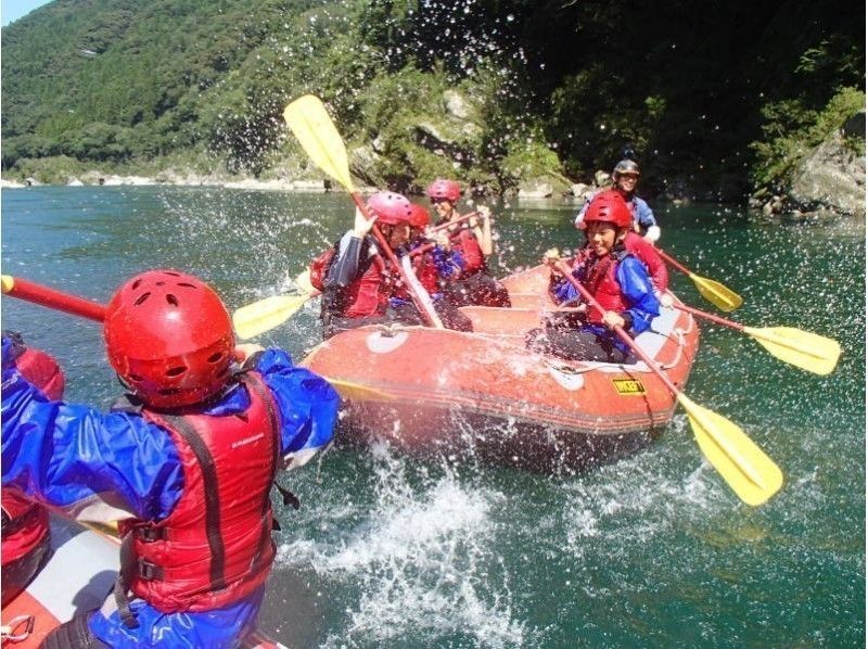 shikoku yoshino river let s have plenty of fun family rafting