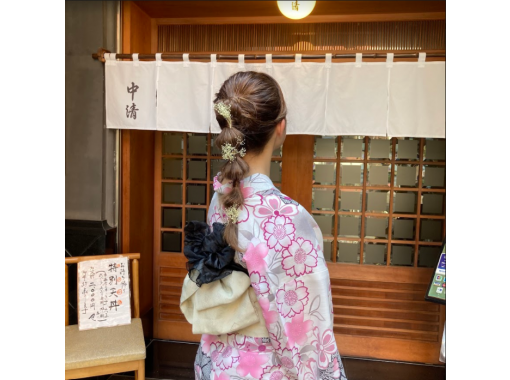 【 Tokyo · Asakusa】 Kimono rental · hair set plan (for women)の画像