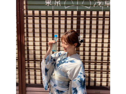 [โตเกียว / อาซากุสะ] เช่าชุดยูกาตะ "ชุดทำผม" เดิน 5 นาทีจากสถานีอาซากุสะ (ผู้หญิง / ฤดูร้อนเท่านั้น)の画像