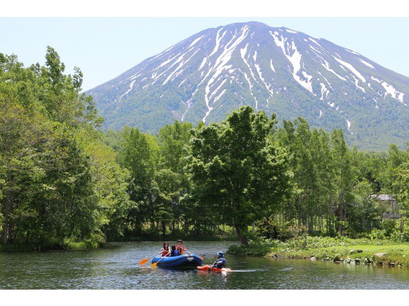 [Hokkaido ・ Niseko】 Niseko in summer! laid back Rafting Tour ♪ It is a loan and pets are OK!の紹介画像