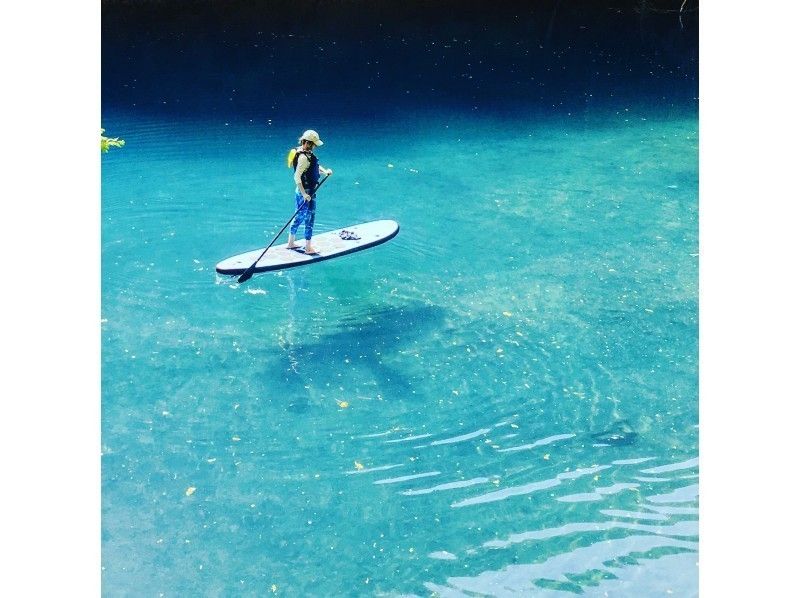 【群馬・四万】関東屈指の透明度とブルーウォーターの湖でSUP自然体験ツアー