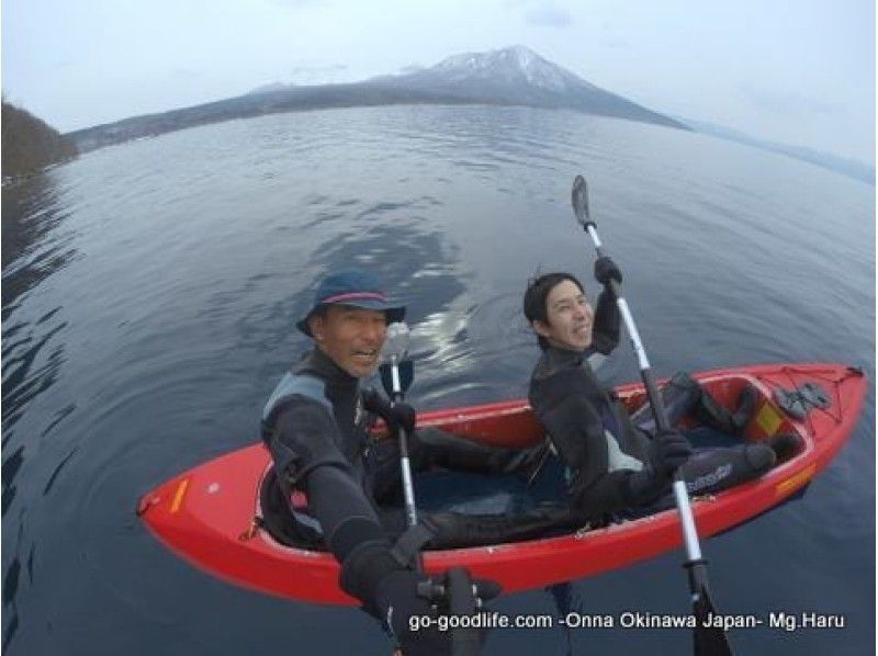 【北海道・支笏湖】水質11年連続日本一！クリアカヤックツアー（冬シーズン）ツアー写真プレゼント！