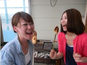 【宮城・塩竈】<事前予約でお得に！>笹かまぼこ手焼き体験と選べるお食事・お土産セットプラン！
