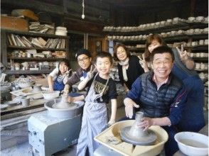 [Gifu ・ Toki City】 Mino pottery experience in electric rolling pot with New Year planの画像