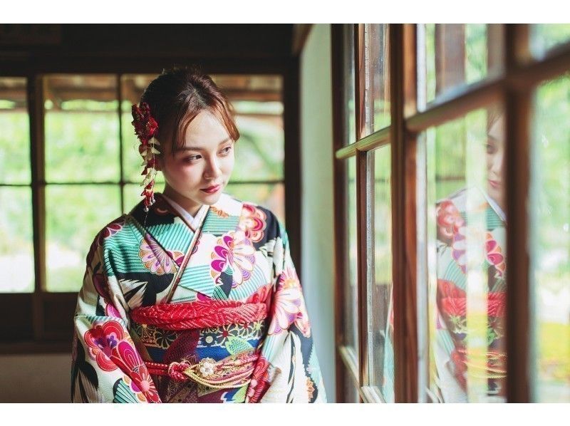 2,300円で着物・浴衣レンタル《髪飾りレンタル無料特典付》