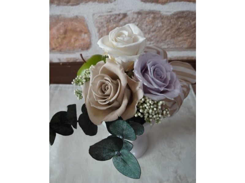 【千葉・稲毛】プリザーブドフラワーアレンジ