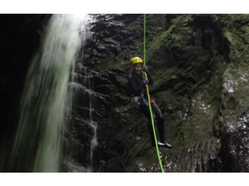 [Tokyo ・ Okutama 】 It is the closest from downtown! Canyoning half-dayの紹介画像