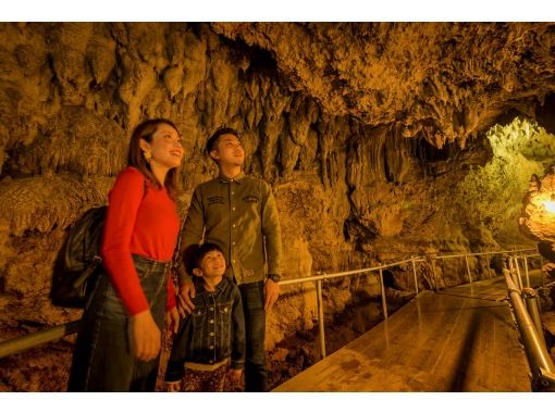 [沖縄]您可以輕鬆享受的神秘石灰岩洞穴！沖繩洞の画像