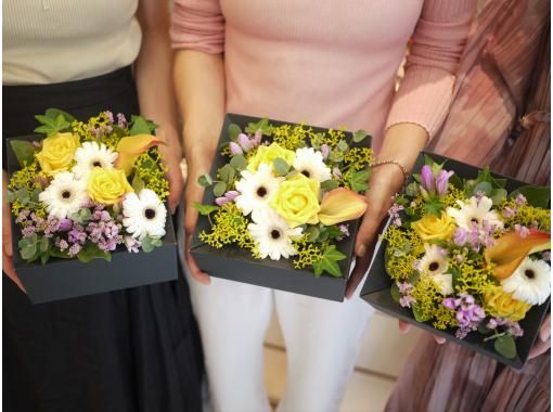 [Aichi/Nagoya] Recommended for beginners in flower lessons! Box flower arrangement trial lesson!の画像