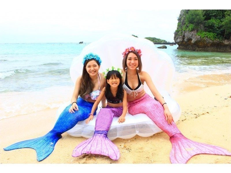 [Okinawa ・ Blue cave】 Mermaid swim & photography ★ Blue cave experience Diving! Unlimited photos & baited or star sandの紹介画像