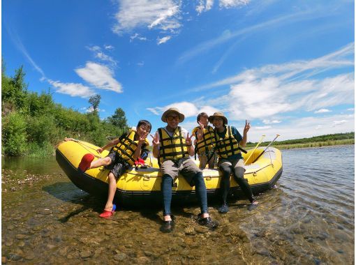 [Hokkaido Tokachi] Relax and enjoy the wild birds and scenery down the majestic Tokachi River, a nature guide tour!の画像