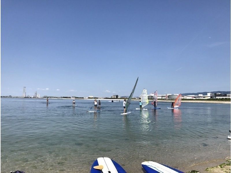 【大阪・関西空港前】海満喫！欲張りぜいたくWプラン　SUP＋ウインドサーフィン体験（1日コース）の紹介画像