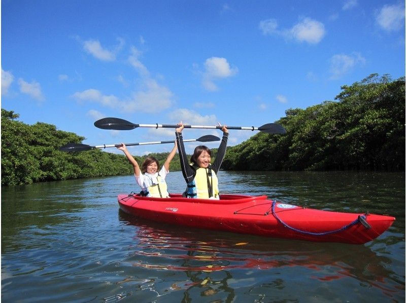 沖縄西表島　西表島の海＆山満喫！カヌ-トレッキング＆スノ-ケル又は体験ダイブ1日ツア-