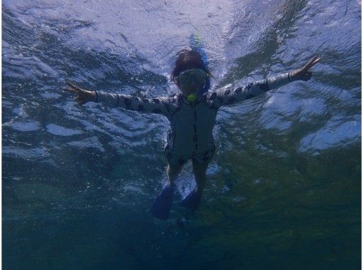 【 石垣岛 · 浮潜 】在美丽的大海上体验令人印象深刻的浮潜の画像