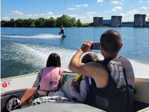 [Shiga / Lake Biwa / Wakeboarding] Those who have 4 or more wakeboarding experiences! Glide happily! Enjoy-oriented course! (10 minutes x 2 sets) Image gift! ♬
