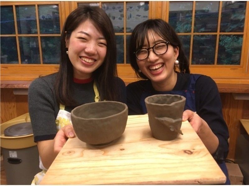 【東京・多摩・陶芸体験】自由に作成!お手軽手びねり陶芸体験