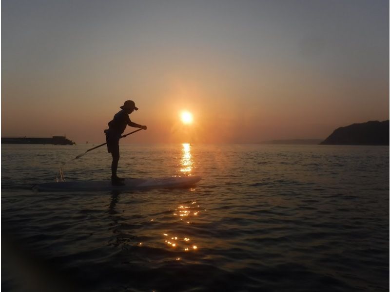 [Shonan/Zushi/Recommended for couples/women/Sunset SUP] SUP experience at a facility fully equipped with amenities and bath towels ★ Photo data giftの紹介画像
