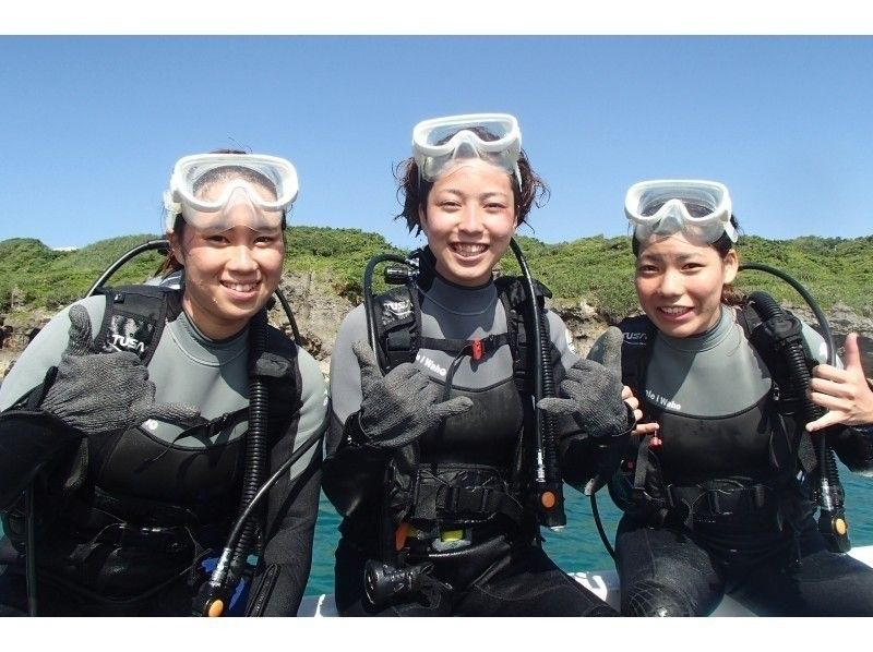 【沖縄・美ら海水族館近く】体験ダイビングコース☆高画質！GoPro水中動画プレゼント☆白い砂地と広がるサンゴ礁の水中世界へようこそ！！の紹介画像