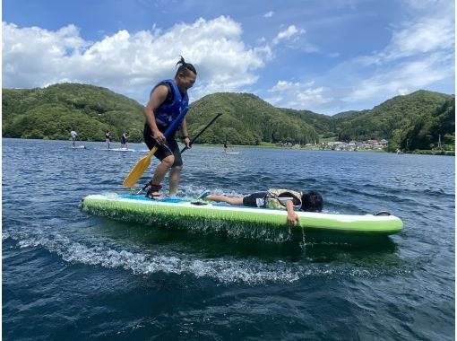【親子で一緒に！】SUPタンデム（二人乗り）初心者体験コース♫３歳からの小さなお子様と一緒に！の画像