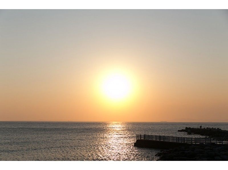 【千葉・南房総】海に沈む夕陽をゆっくり楽しむSUP サンセットクルージングコース　