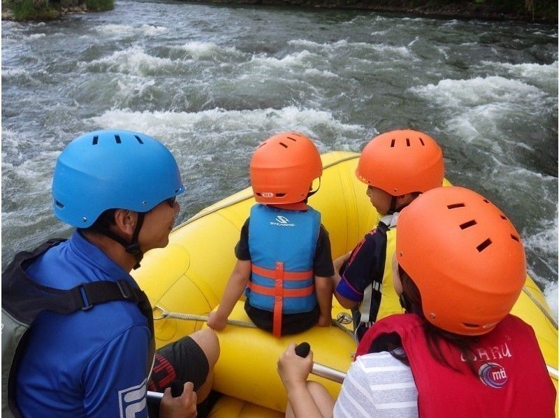 【北海道・富良野】お得に１日たっぷり遊べるファミリーラフティング＋昆虫採取♪体験写真プレゼント付☆