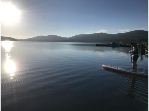 [Yamanashi Prefecture/Lake Yamanaka] Absolutely recommended for guests! Sunrise/early morning Sup (SUP) experience ♪♪の画像
