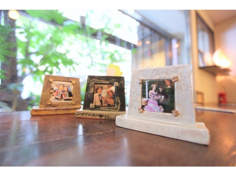 【東京・青山】青山一丁目駅より1分☆アレンジ自由な楽しい手づくりギフト☆陶器のフォトスタンドコース☆