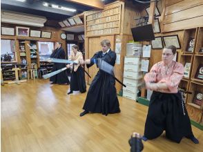 [大阪/京橋]日本刀試切體驗！日本文化體驗，讓您感覺自己像個武士