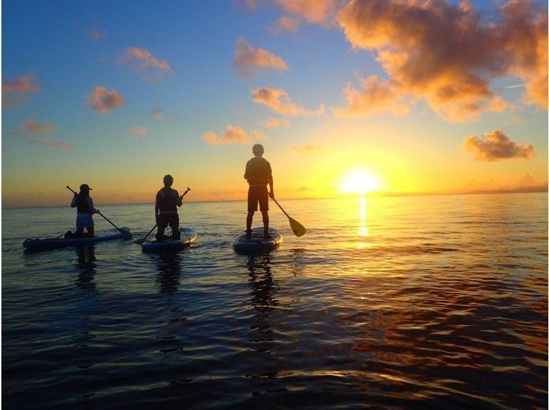 【沖縄・西表島】【早朝】朝日を浴びて最高の一日のスタート!選べるサンライズSUPorカヌー
