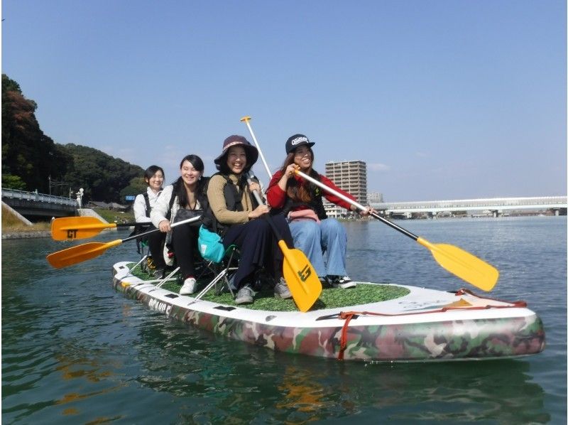【滋賀・石山】秋の紅葉！6人乗りメガサップで石山寺参拝（参拝料込み）