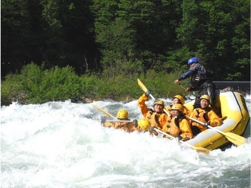 <北海道・ニセコ>ラフティング【4~7名でボート貸切】プラン☆写真データ・動画データ付き