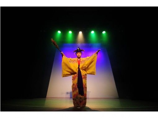 [冲绳县石垣市]八重山演艺公司“乞讨”表演-感受岛上的舞蹈和民歌！の画像