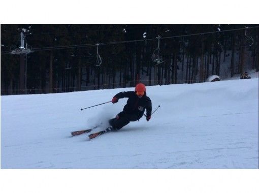楽しいを最優先に！出張スキー・スノーボード格安プライベートレッスン♪の画像