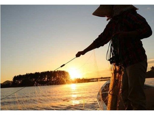 [滋贺县，琵琶湖]让我们玩，吃，知道琵琶湖！ “生鱼片鱼网捕鱼”体验和特产“Funa”与酸甜套餐の画像