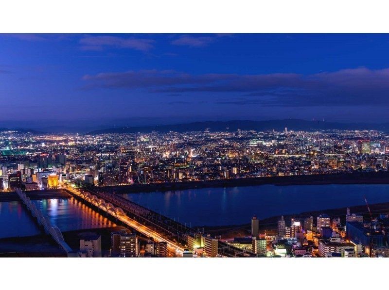 【大阪発】上空600mの絶景ツアー!観光名所をヘリコプター遊覧飛行体験【15分】