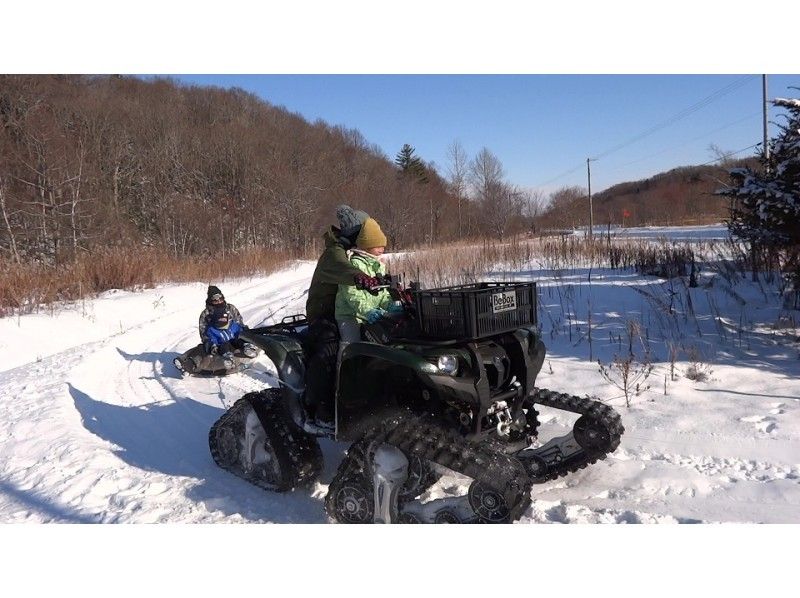 Winter limited 4WD crawler buggy & banana boat or snow tubeの紹介画像