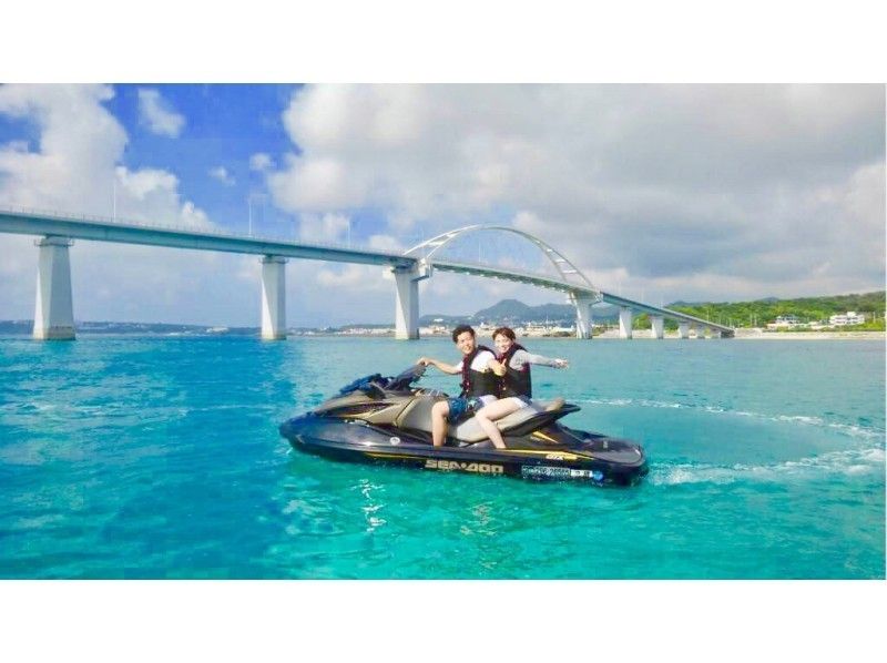 [Okinawa / Nago] Jet ski touring! !! Sesoko Island & Minna Island Course [License]