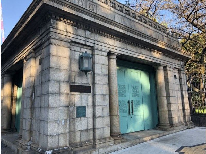幻の「旧博物館動物園駅」期間限定公開＆迎賓館本館内部見学と皇室ゆかりの地めぐりバスツアー　13570