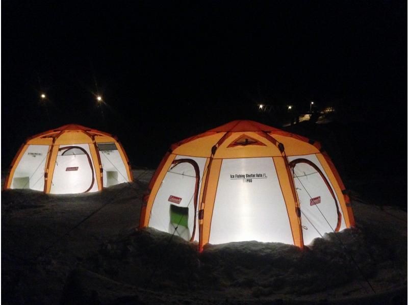 【南富良野】氷上ワカサギ釣り・ナイトコース ＜現地集合：道の駅 南ふらの＞ 車でお越しの方限定！ワカサギ天ぷらの試食あり！日本語対応のみ！の紹介画像