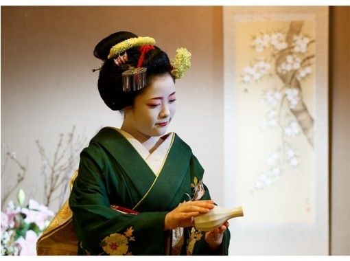 [京都/ ion園]在一家歷史悠久的餐廳的茶館玩“觀賞舞蹈和懷石料理/午餐計劃”，距八坂神社步行6分鐘の画像