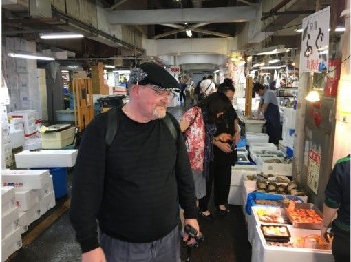 【東京・北千住】活気ある魚市場を見学！北千住・柴又ウォーキングツアーの画像