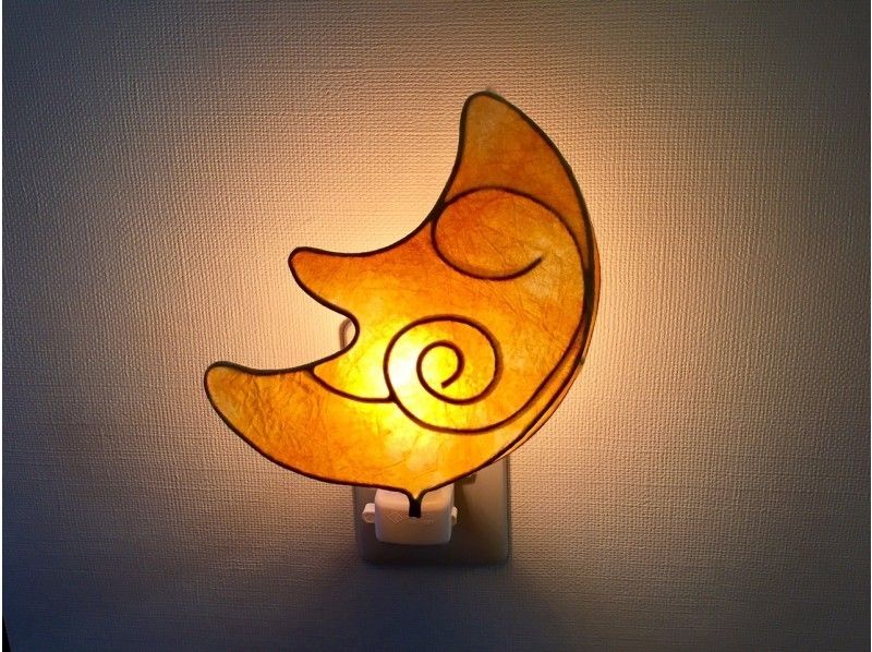 [東京都吉岡市]手工製作的日本紙燈罩，輕輕地照亮了夜晚“日本紙製成的月光”の紹介画像