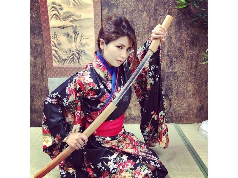 【沖縄・那覇】国際通り近く★忍者、侍、コスプレ好きな衣装３着で写真を撮ろう！