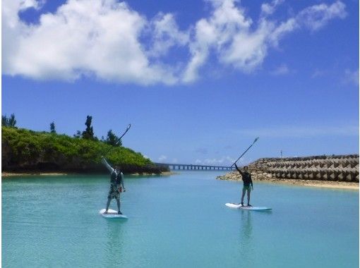 【沖縄・宮古島】伊良部大橋を一望できる海でSUP体験の画像