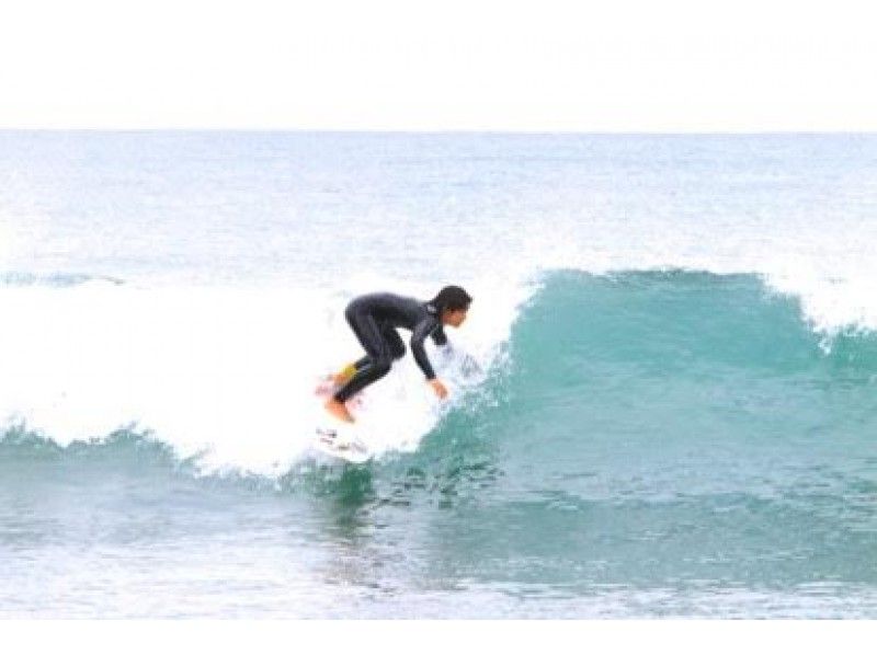 【神奈川・茅ヶ崎】サーフィン体験スクールで湘南サーファー体験！