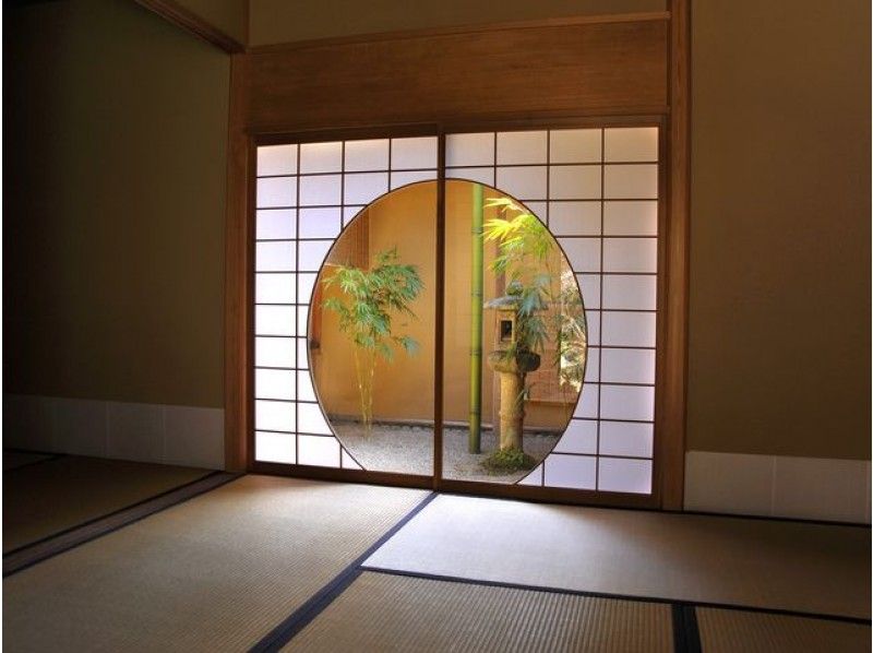 狂言師がご案内！風雅の庭「一条恵観山荘」館内特別見学とお食事＆ガイドと歩く・鎌倉さんぽ【13954】