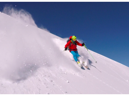 [อาคิตะ- ไดเซ็น] สุดยอด "สกีคอร์ส Back Country ในการเล่นสกีและการท่องเที่ยวถ่ายภาพเสียงหึ่ง" เพลิดเพลินกับการเล่นสกีผงชั้นนำของประเทศญี่ปุ่น!の画像