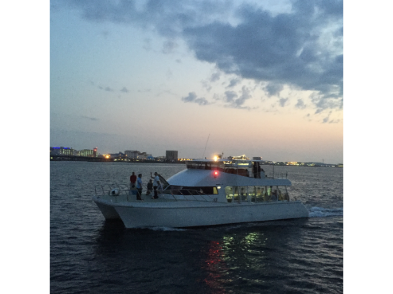 【沖縄・那覇発】ご家族・グループ旅行にオススメ!クルーザーチャーター1日プラン(6時間)