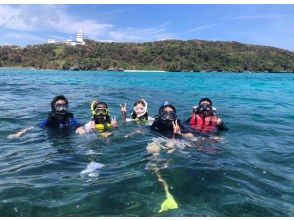 [沖繩/古宇利島]每個團體的安全包機體驗！讓我們尋找小丑魚和海龜浮潛之旅 60 分鐘♪